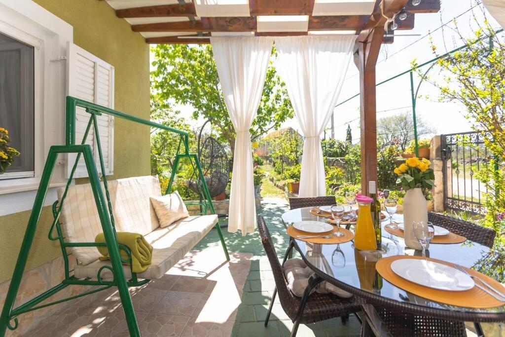 Peaceful House In Nature Nearby National Park Krka Bristane Luaran gambar